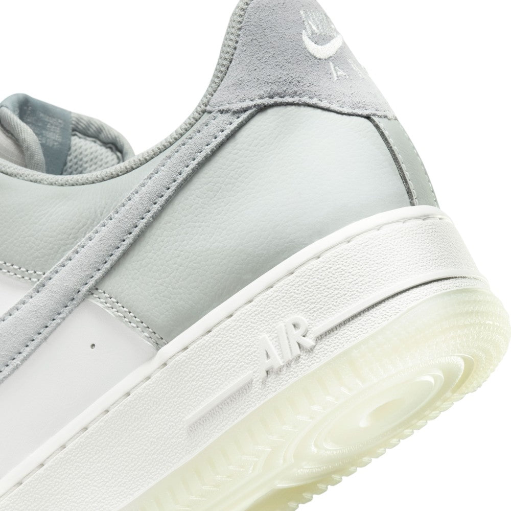 Air Force 1 '07 LV8 Lifestyle Shoes