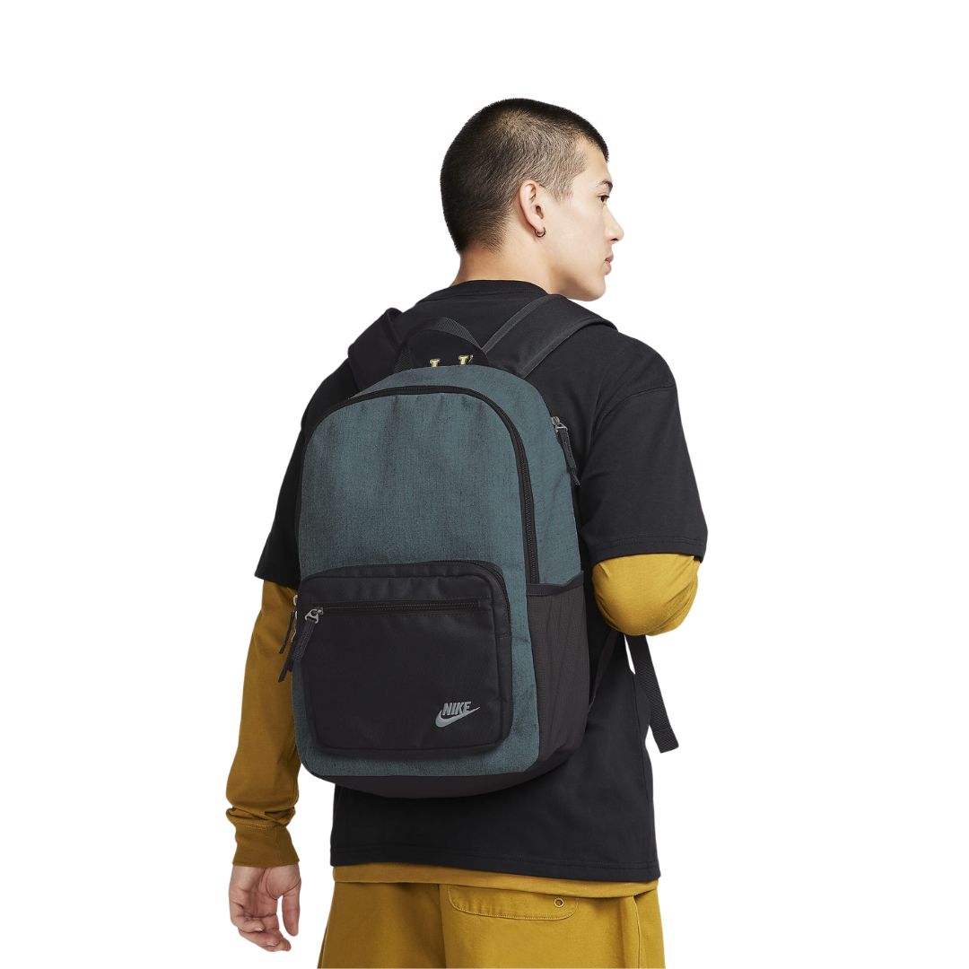 Nike Men Heritage Eugene 23L Backpack