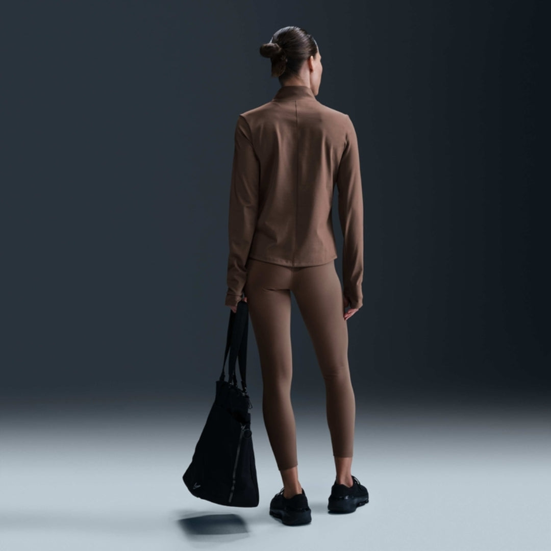 One High-Waisted 7/8 Leggings