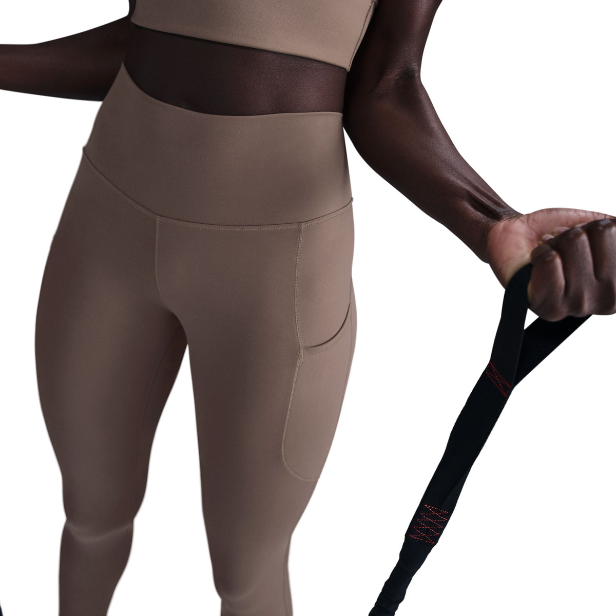 One High-Waisted 7/8 Leggings With Pockets
