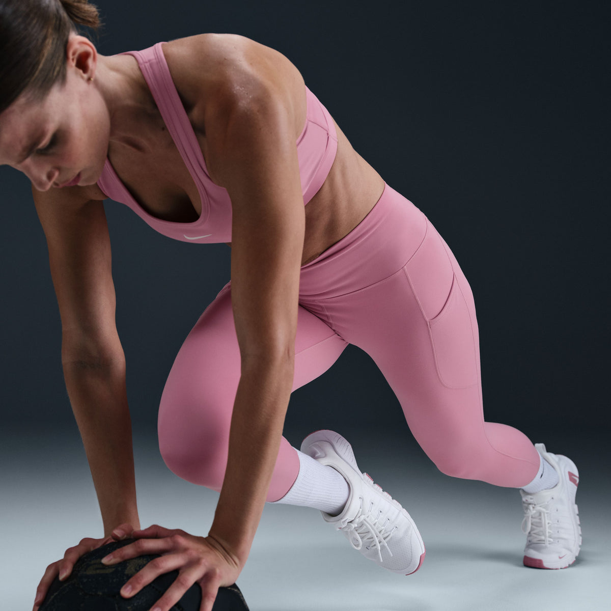 One High-Waisted 7/8 Leggings With Pockets
