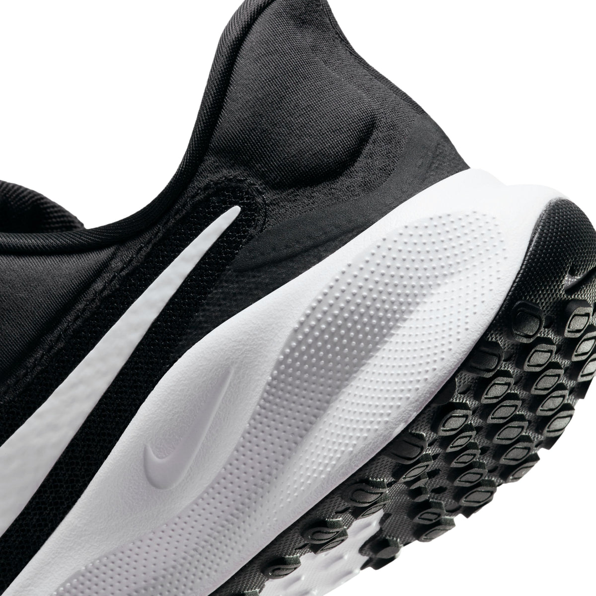 Revolution 7 EasyOn Road Running Shoes