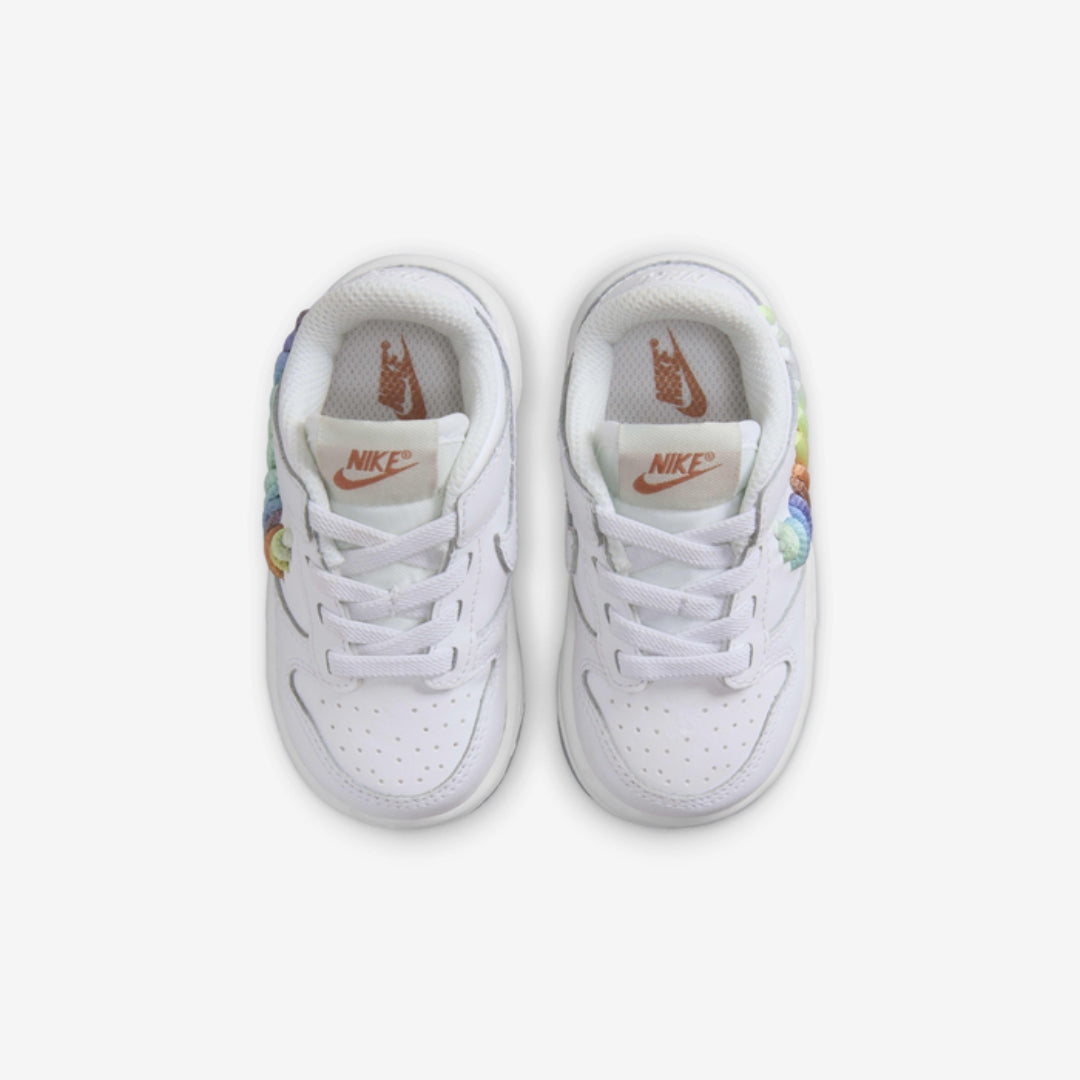 Dunk Low SE Lifestyle Shoes