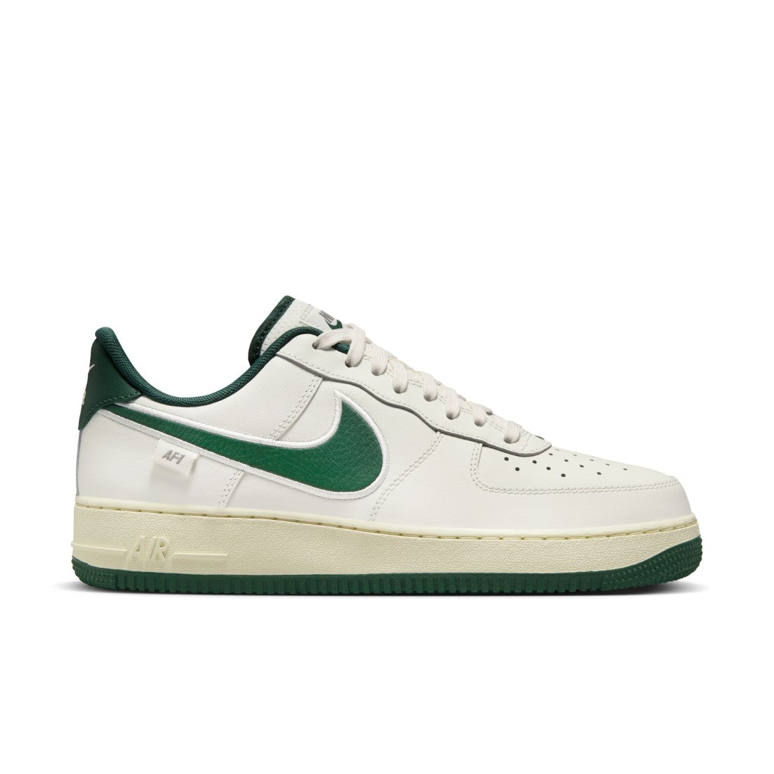 Air Force 1 07 Fl Lifestyle Shoes