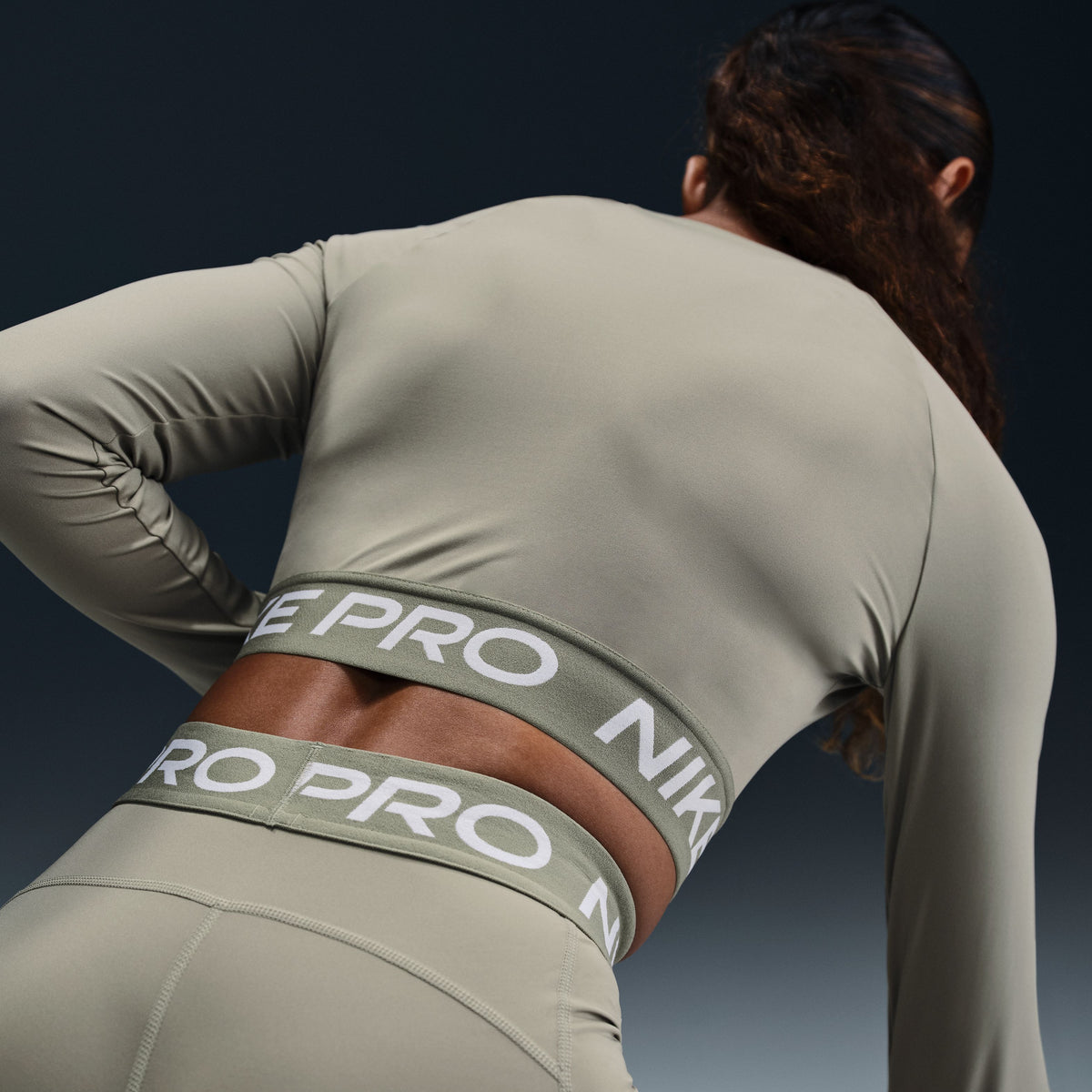 Pro 365 Dri-FIT Cropped Long-Sleeve Top