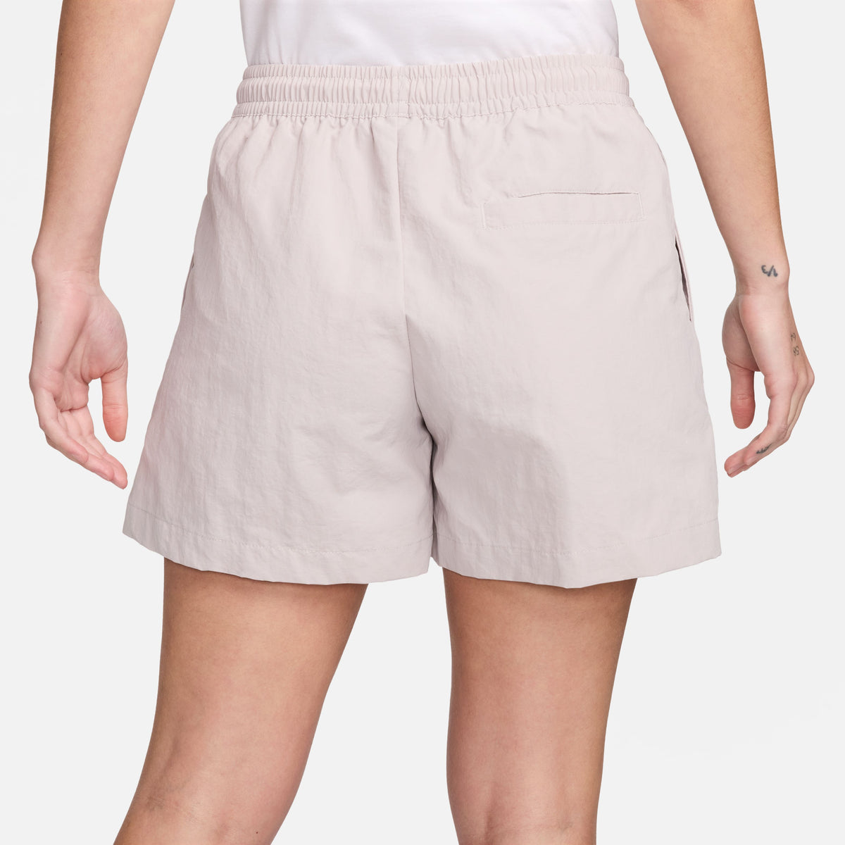 Sportswear Essential 5-Inch Woven Shorts