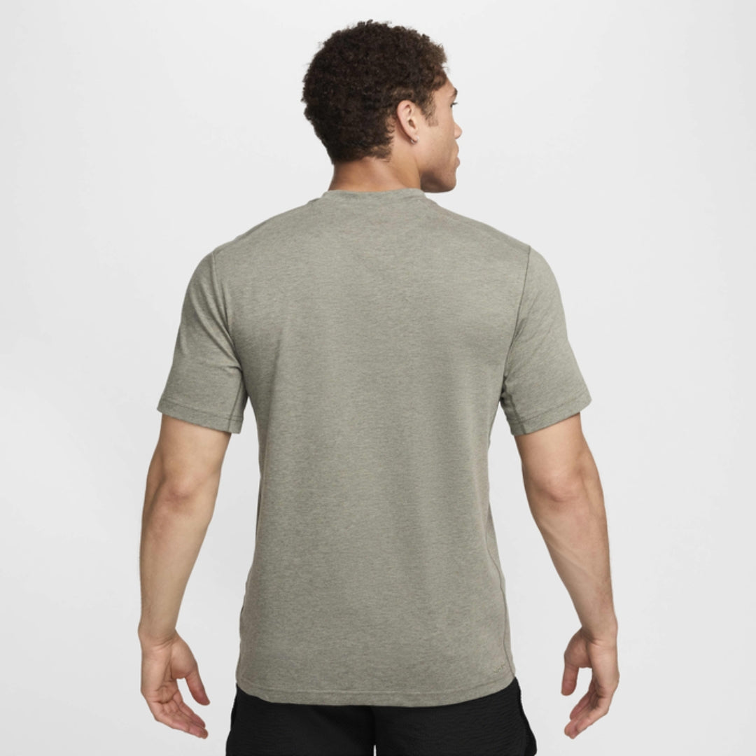 Primary Swoosh  Dri-FIT Versatile T-shirt
