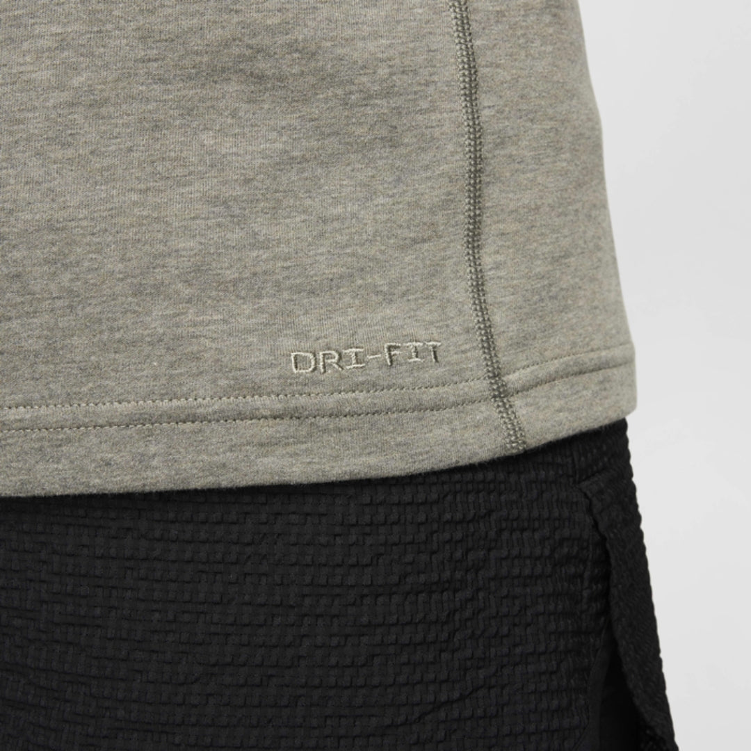Primary Swoosh  Dri-FIT Versatile T-shirt
