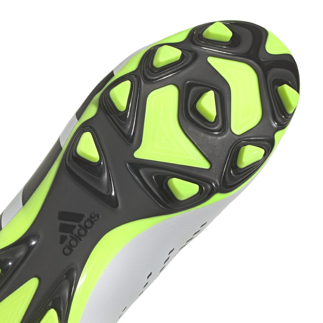 Predator Accuracy.4 Flexible Soccer Shoes