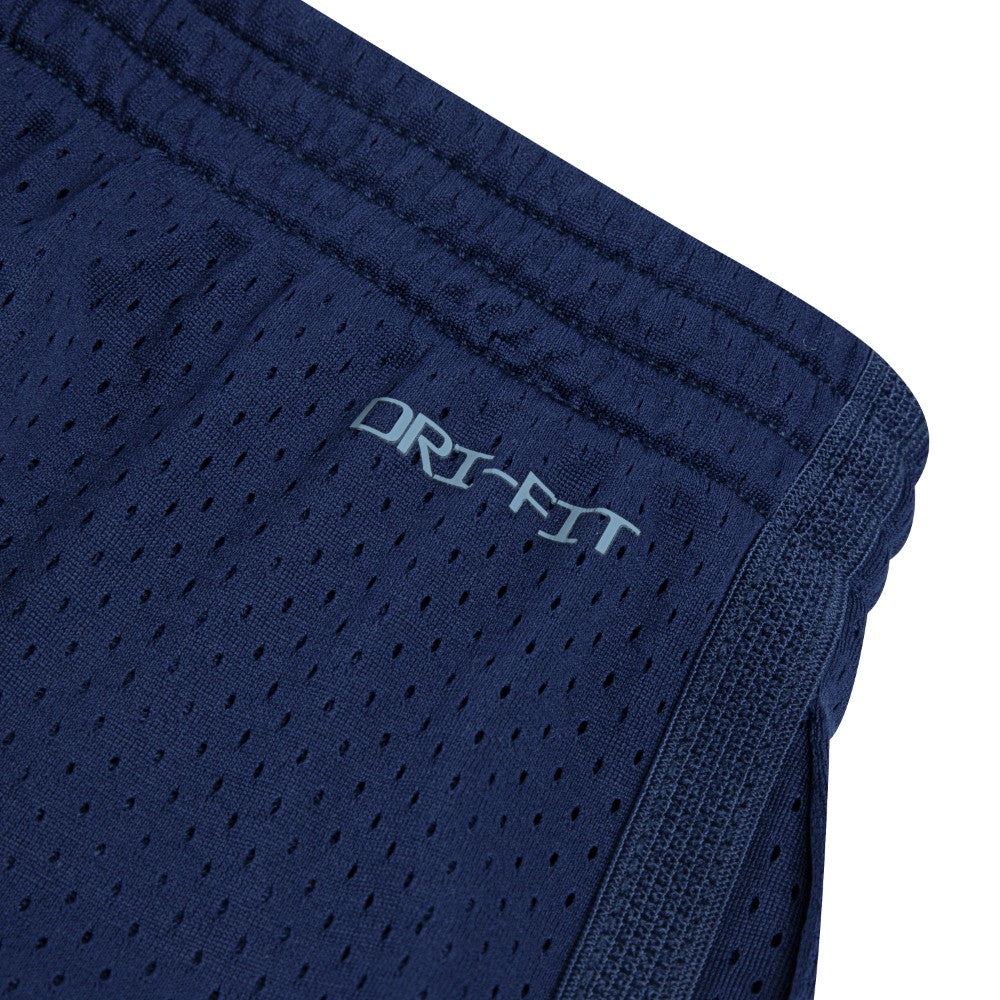 شورت Dri-FIT متعدد الشبكات 