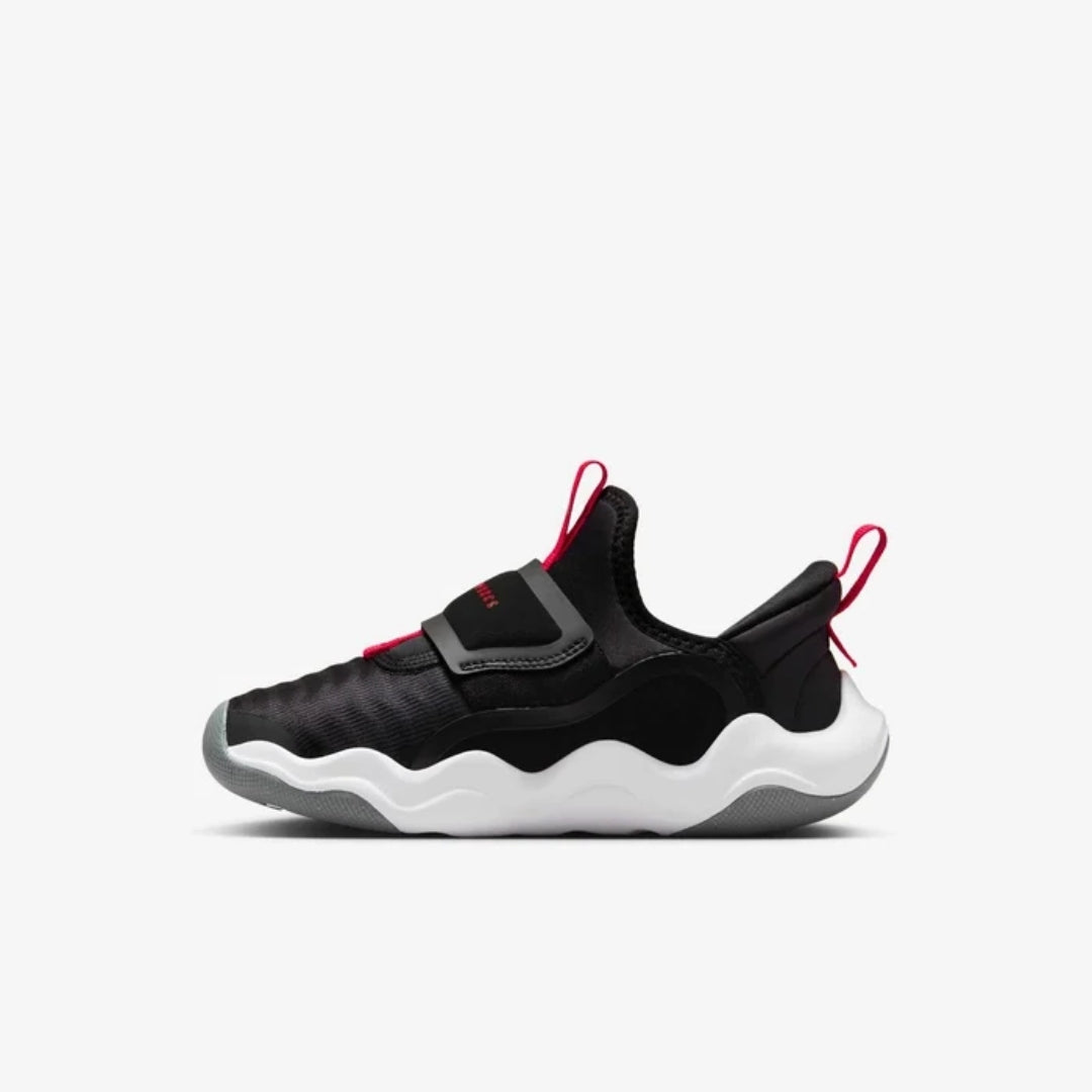 حذاء للاستخدام اليومي جوردان ايزي اون