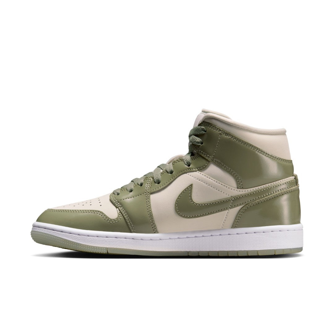 Air Jordan 1 Mid SE Shoes