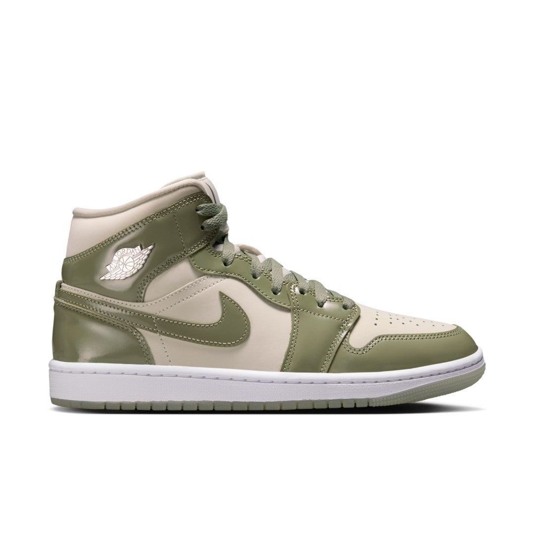 Air Jordan 1 Mid SE Shoes