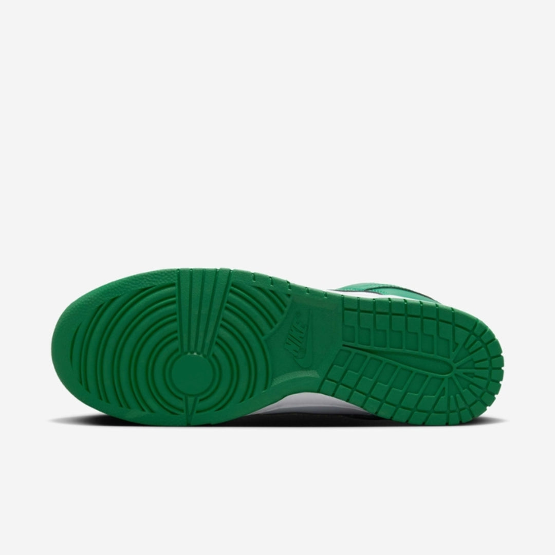 Dunk Low Retro Lifestyle Shoes