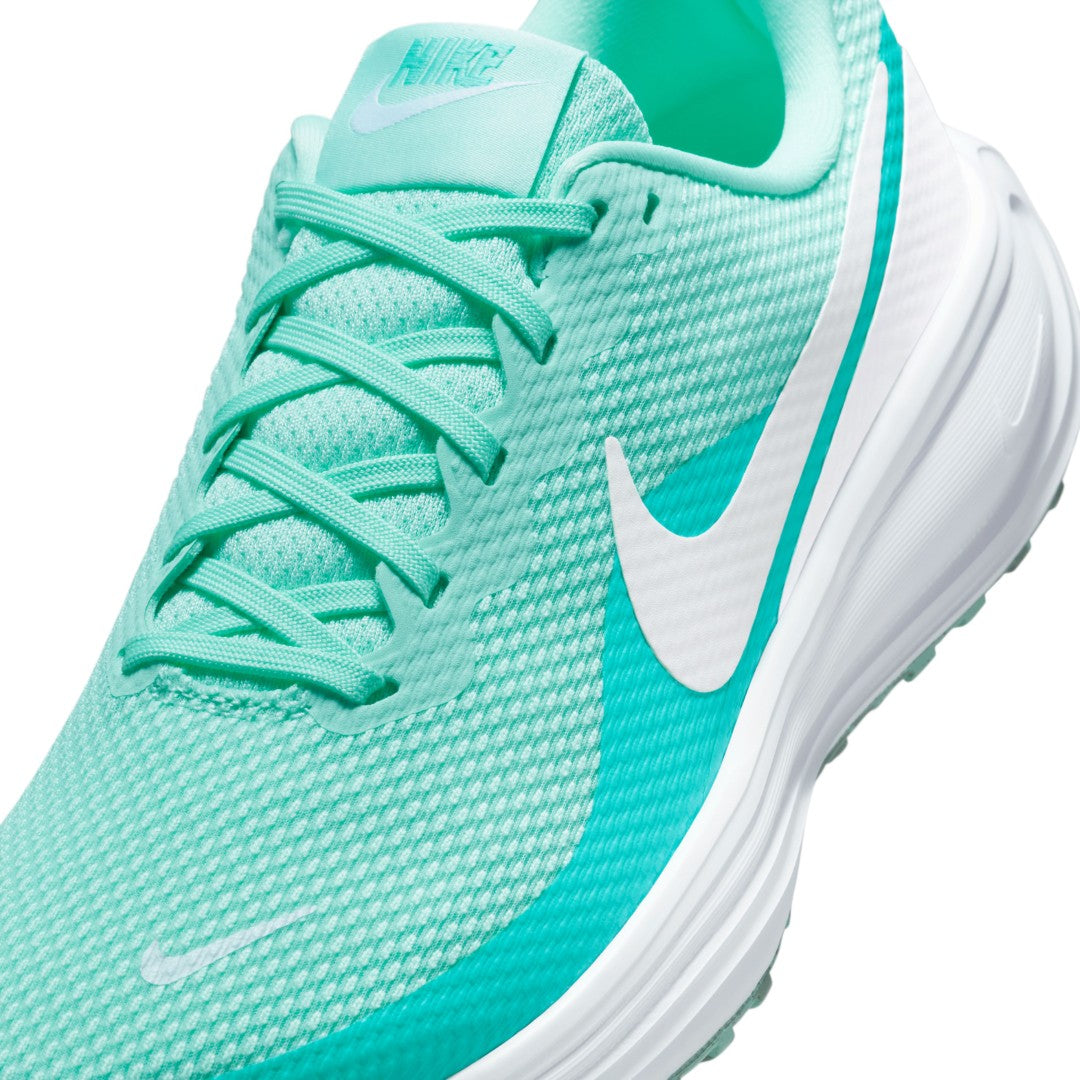 Revolution 8 Road Running Shoes