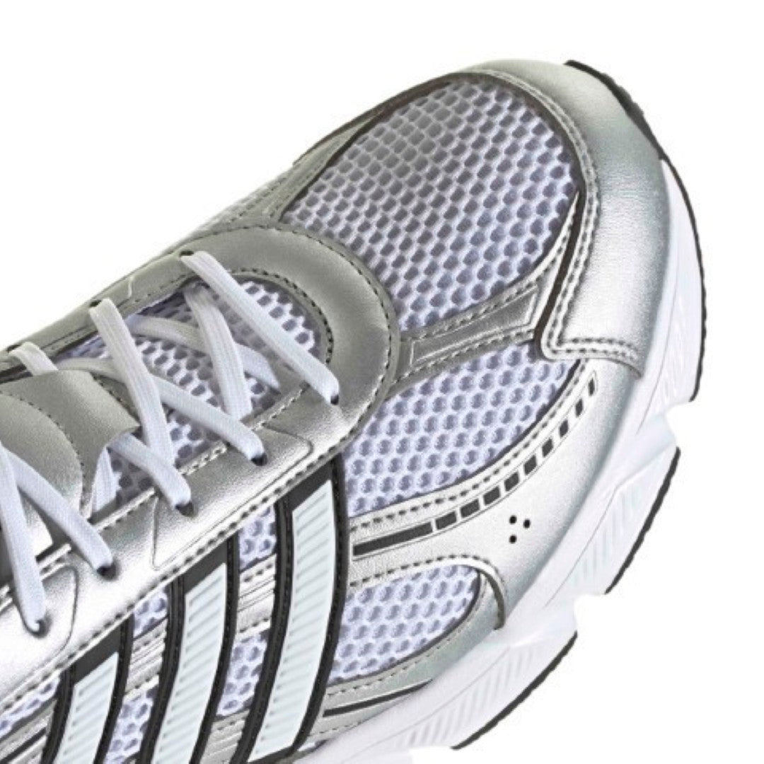 حذاء تيكنوكاوس 2000  