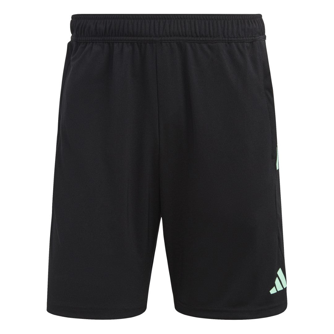 Tiro Shorts