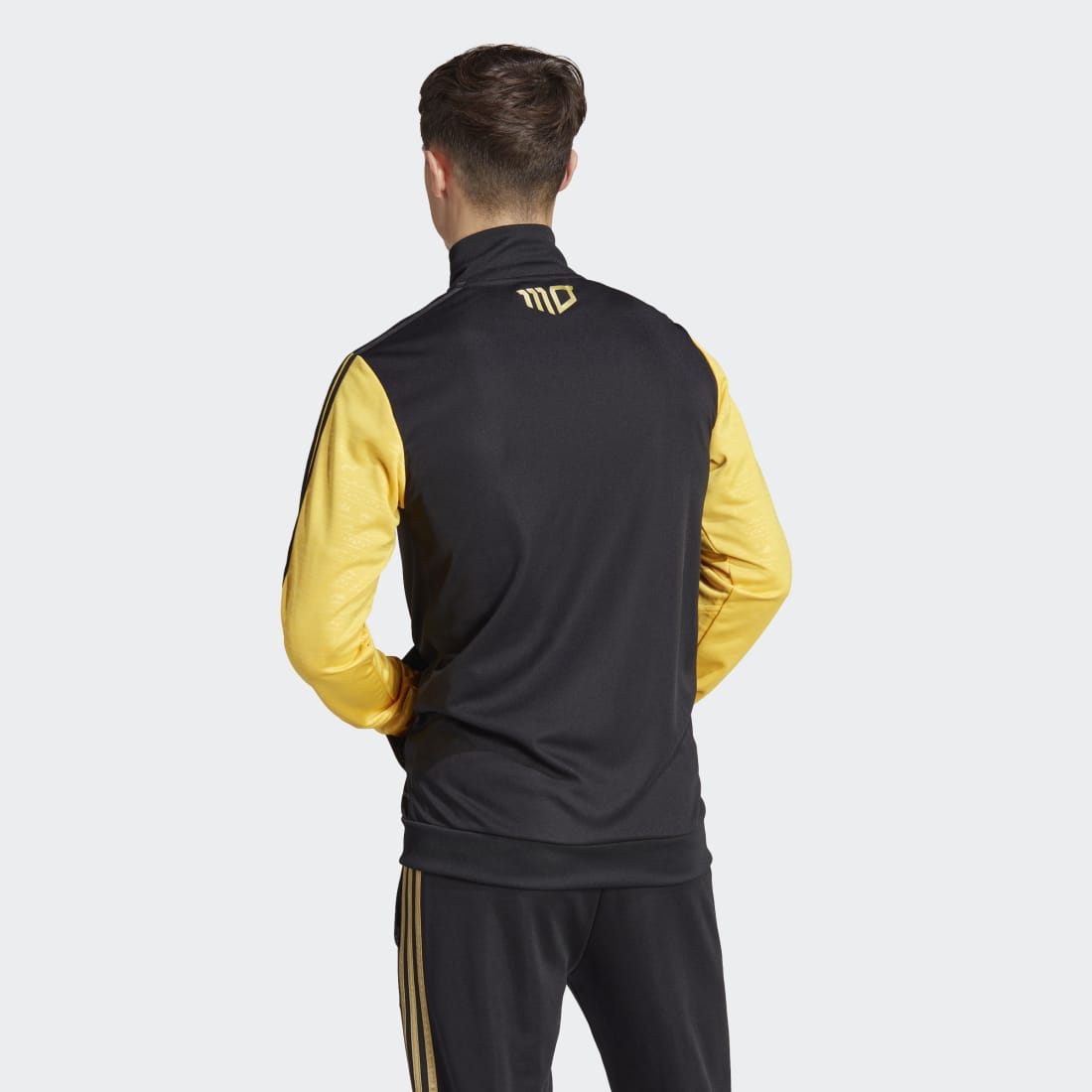 Salah Training Top