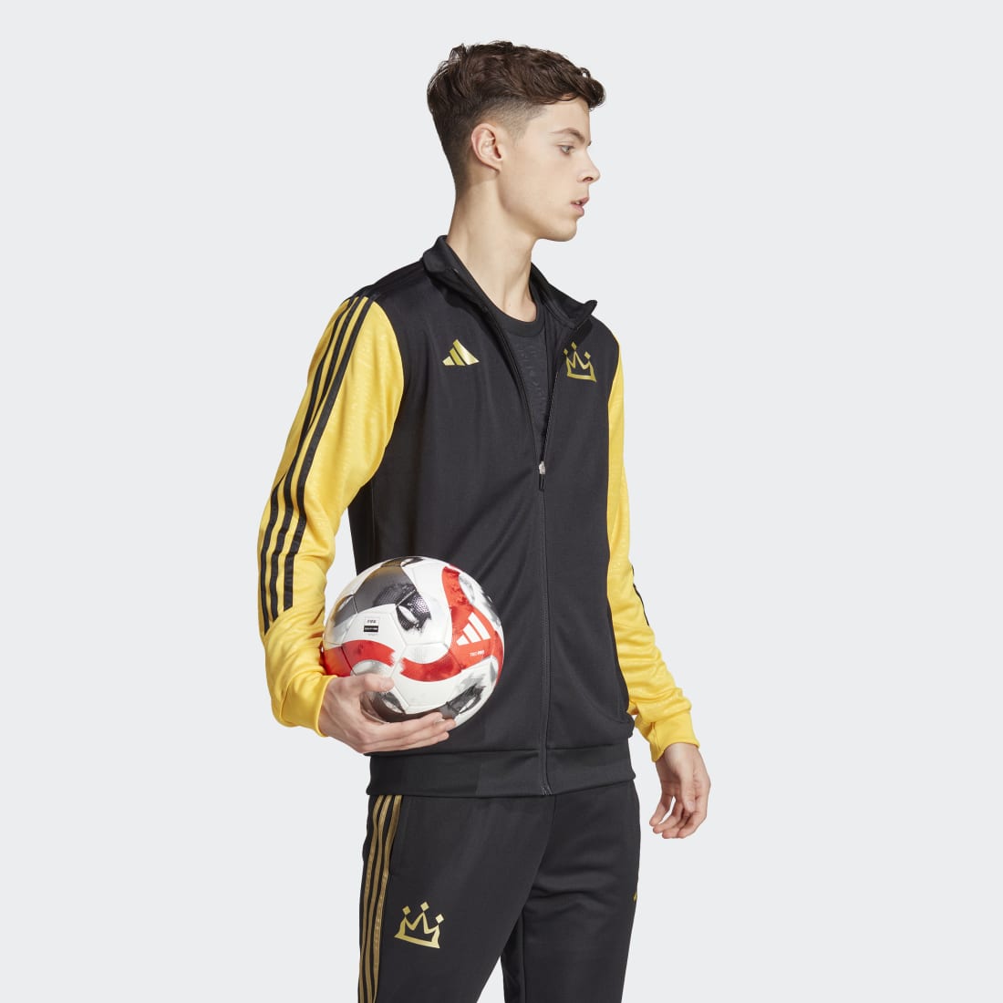Salah Training Top