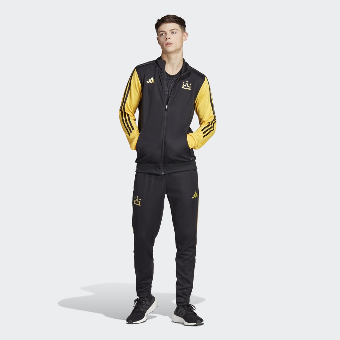 Salah Training Top