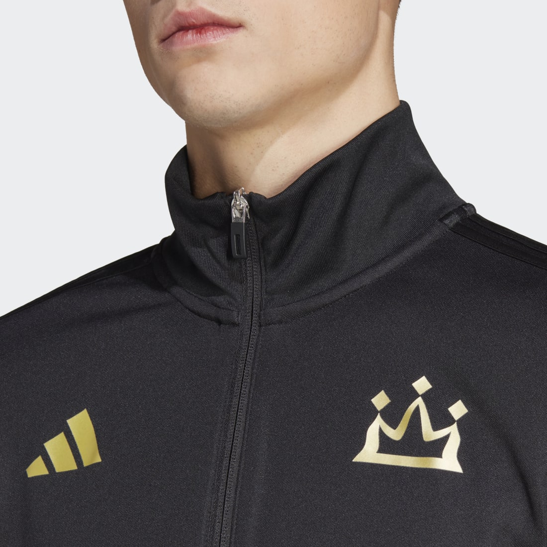 Salah Training Top
