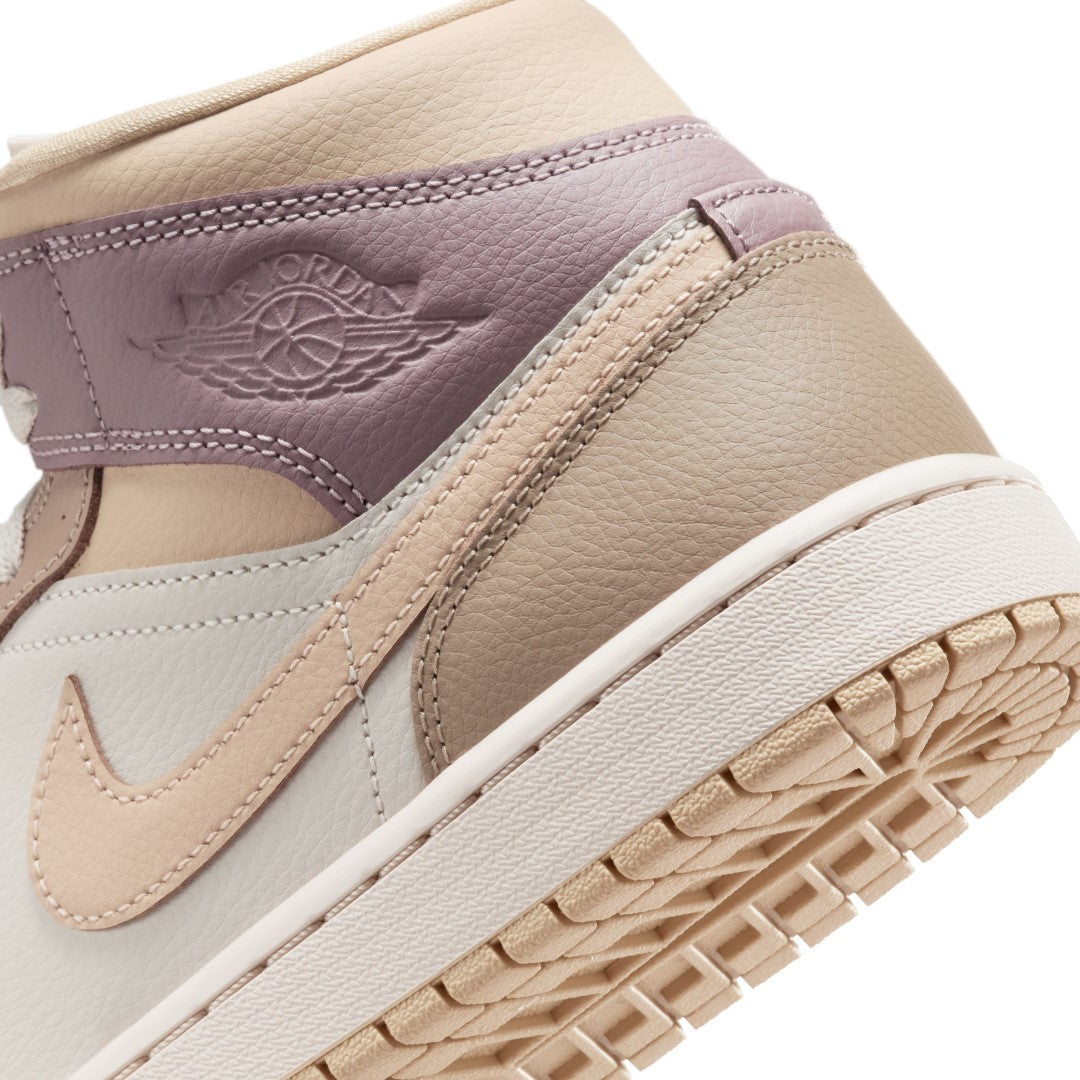 Air Jordan 1 Mid Shoes