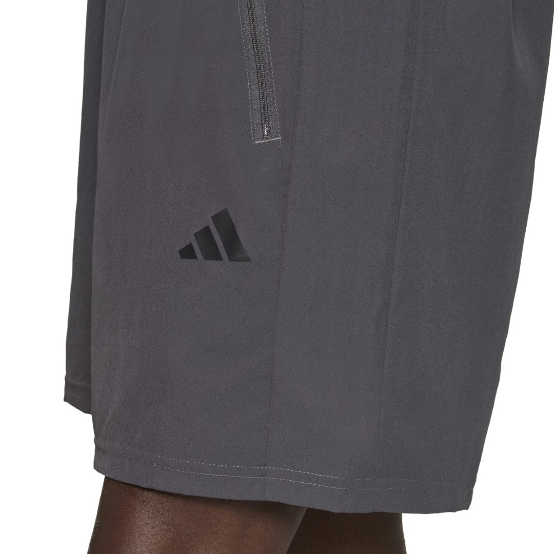 Train Essentials Woven Training Shorts