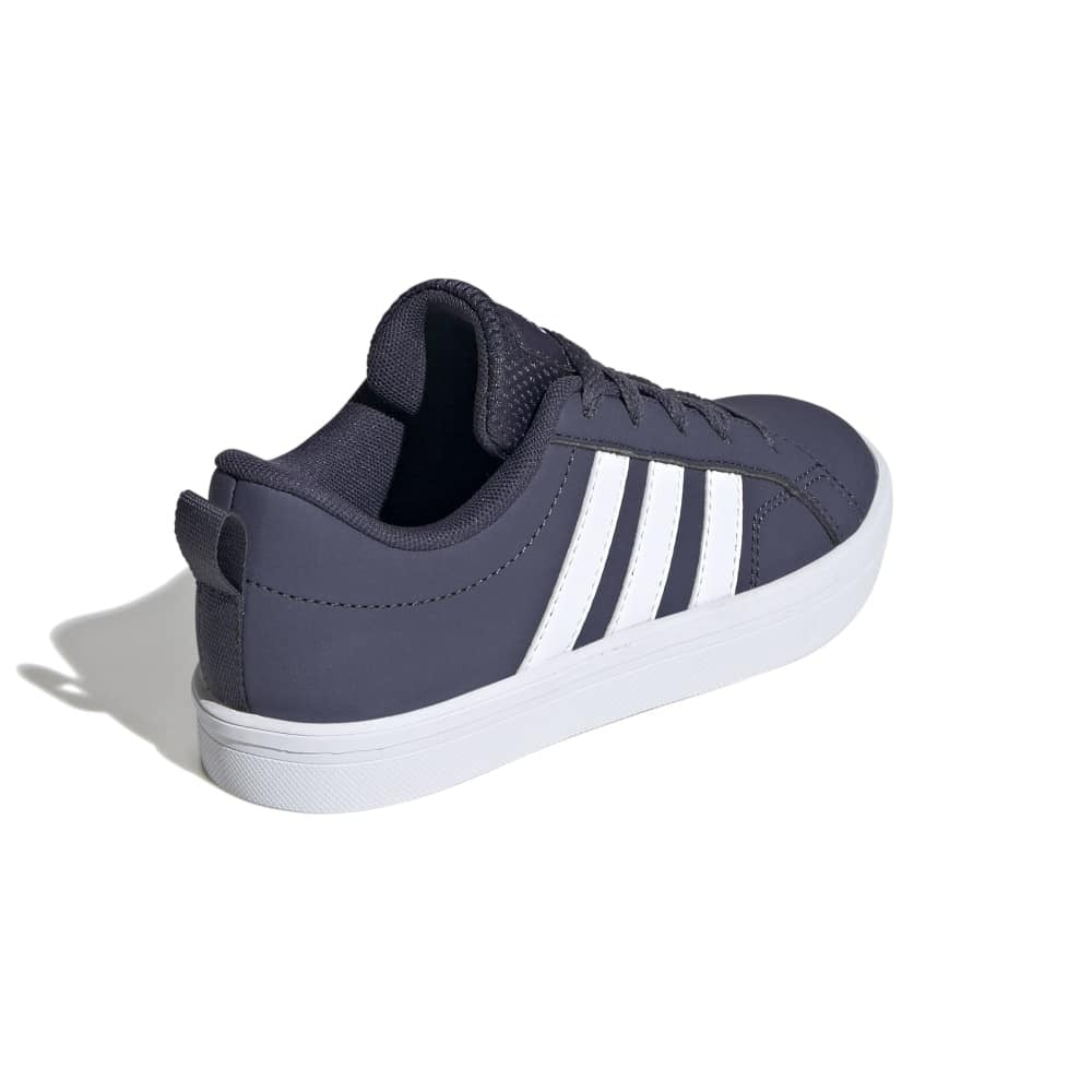 حذاء للاستخدام اليومي في اس بيس 2.0