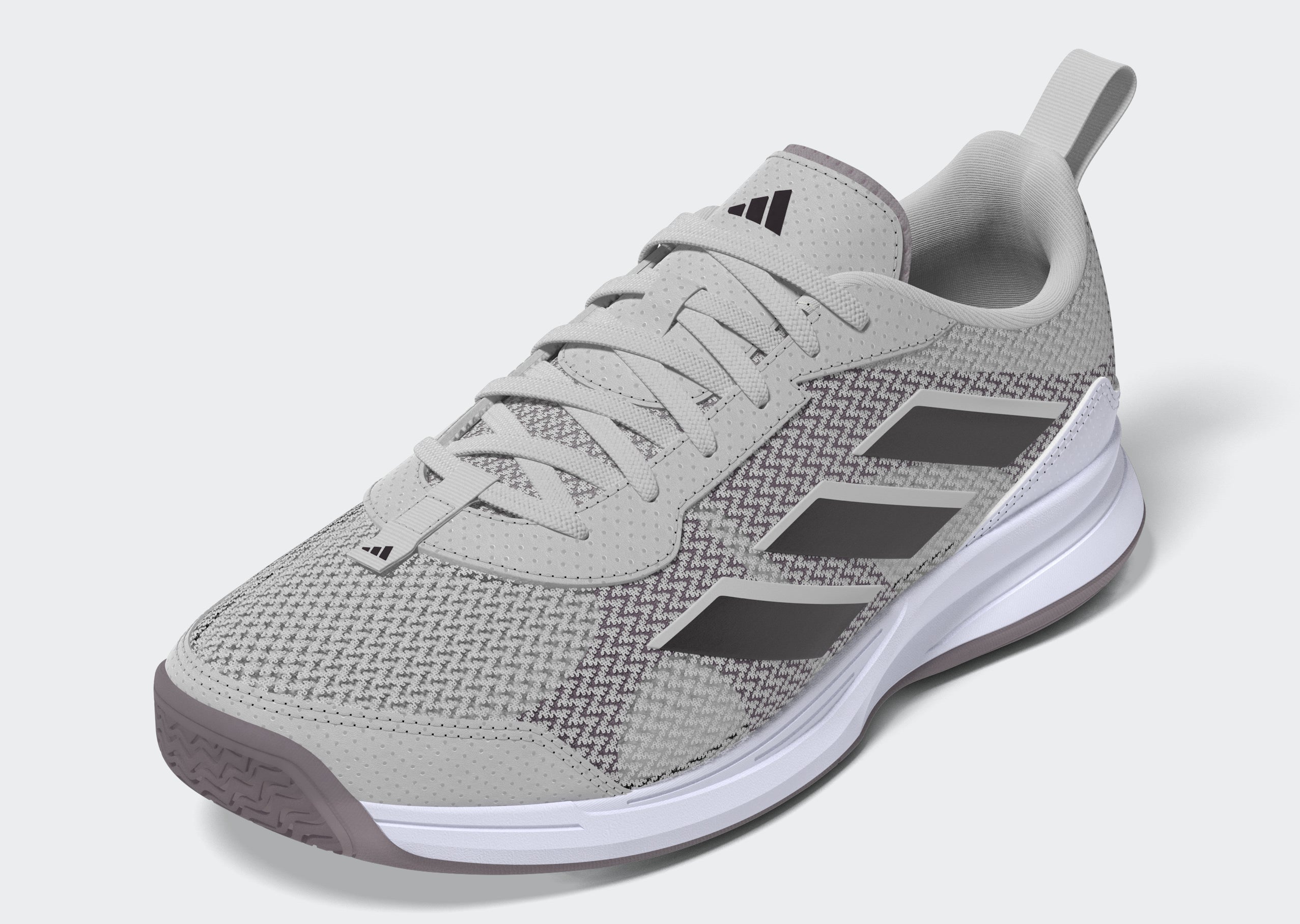 Avaflash Low Tennis Shoes