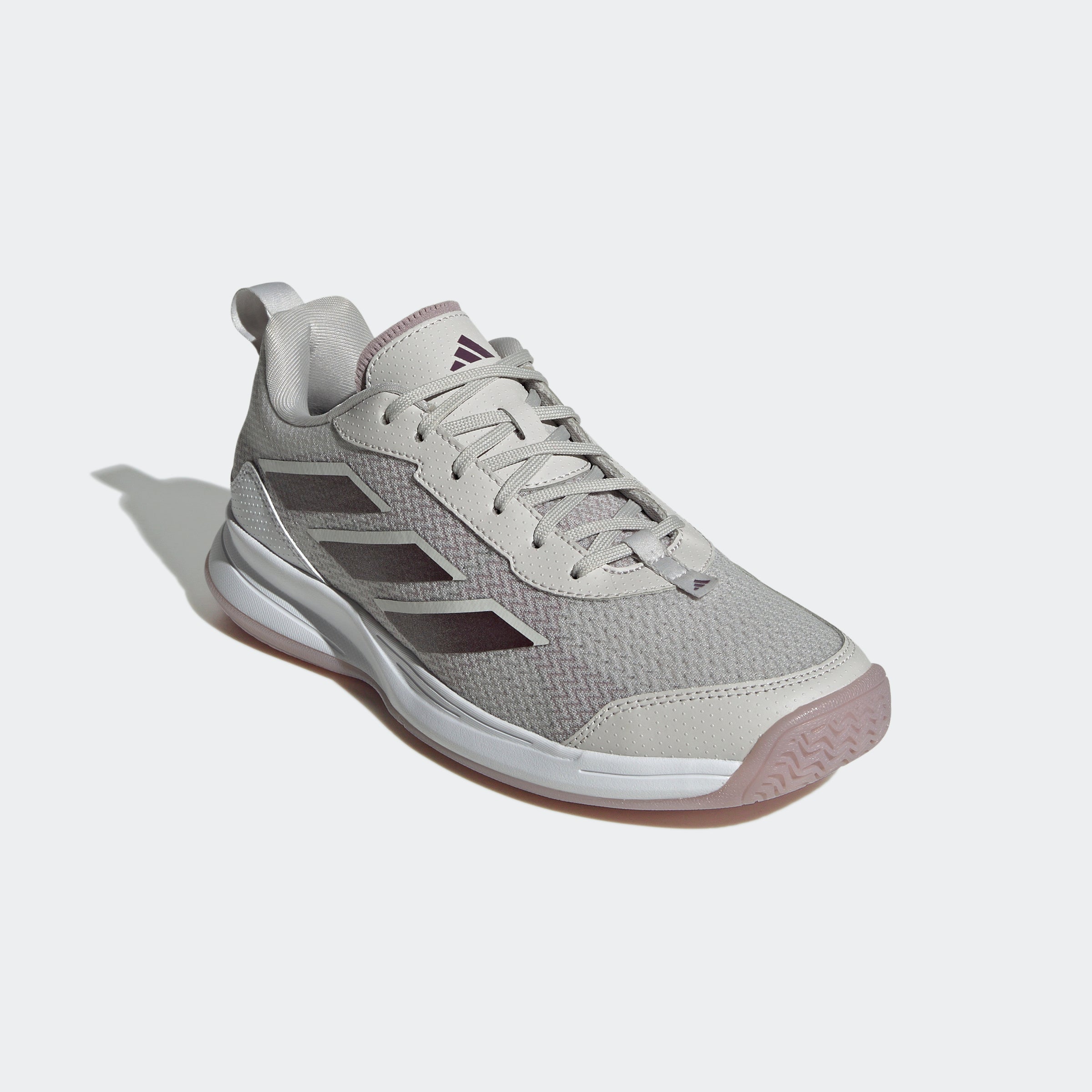 Avaflash Low Tennis Shoes