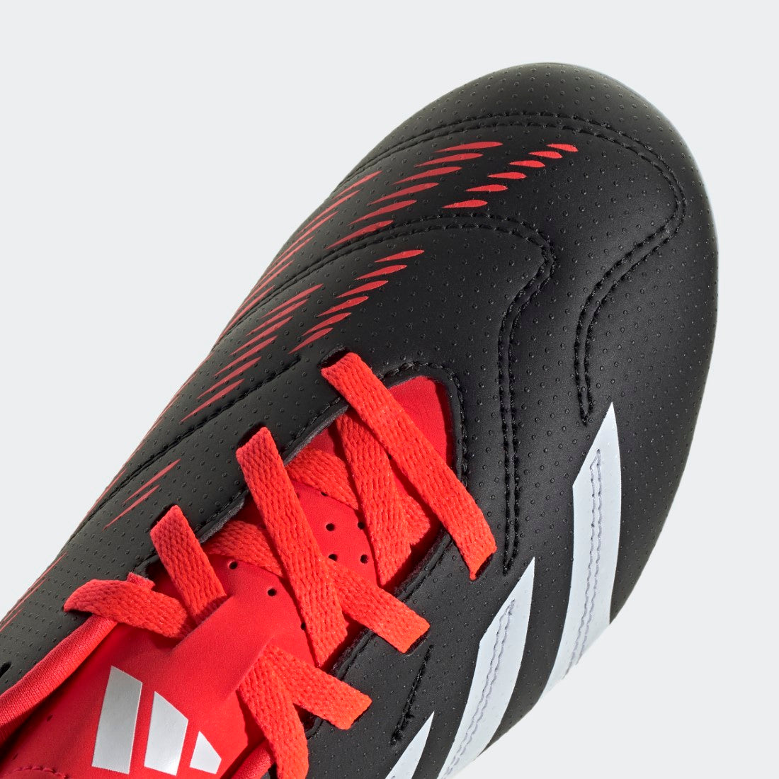 Predator Club Flexible Ground Football Boots