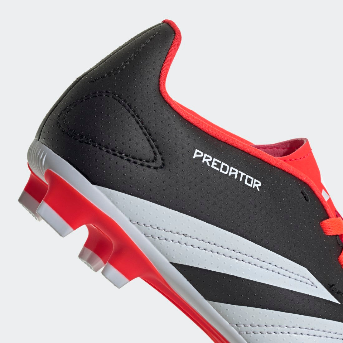 Predator Club Flexible Ground Football Boots