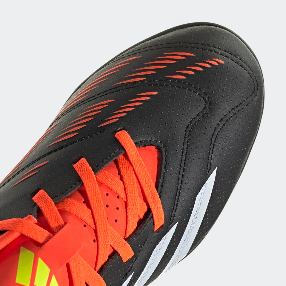 Predator Club Turf Football Boots