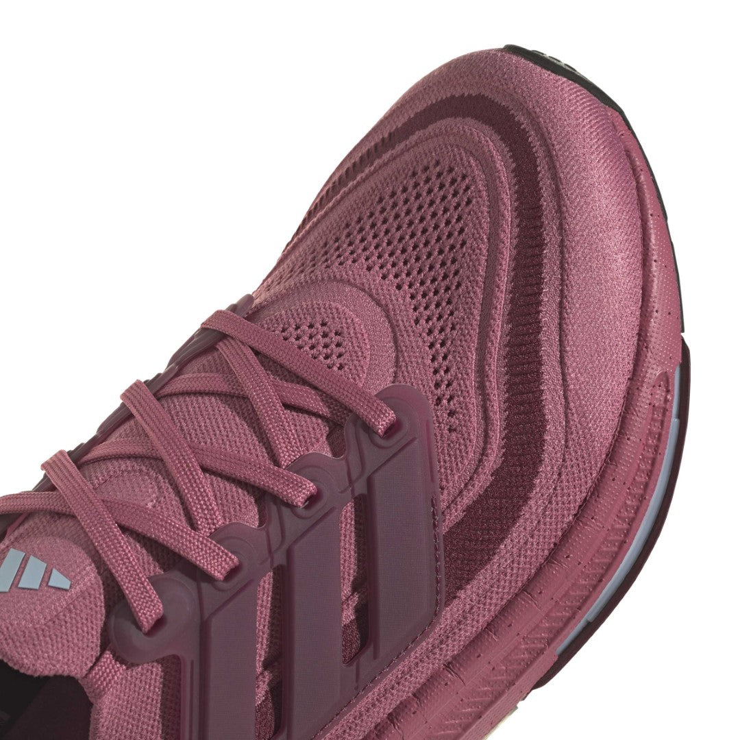 حذاء جري ألترا بوست  