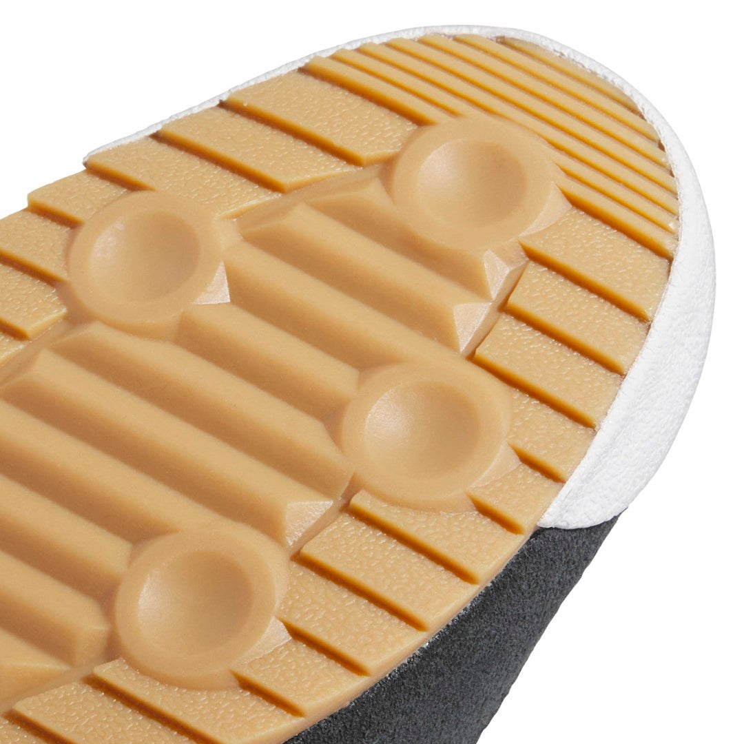 R71 Shoes