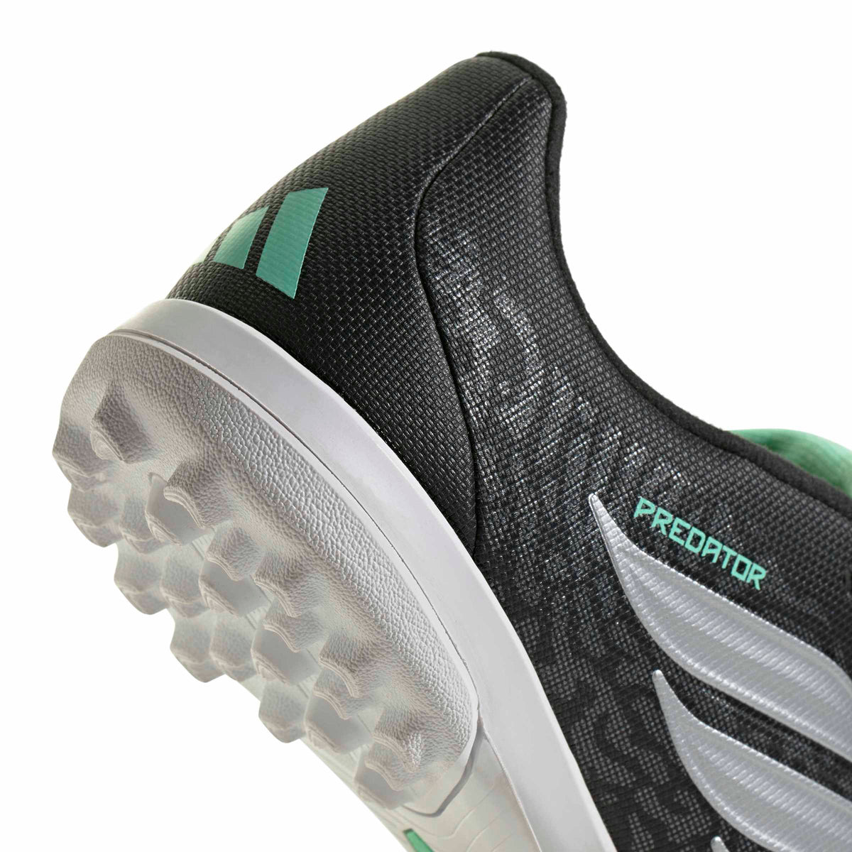 Predator Club Fold-Over Tongue Turf Football Boots