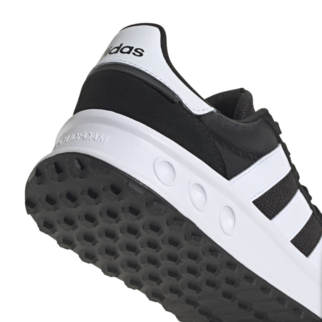 Run 84 Lifestyle Shoes