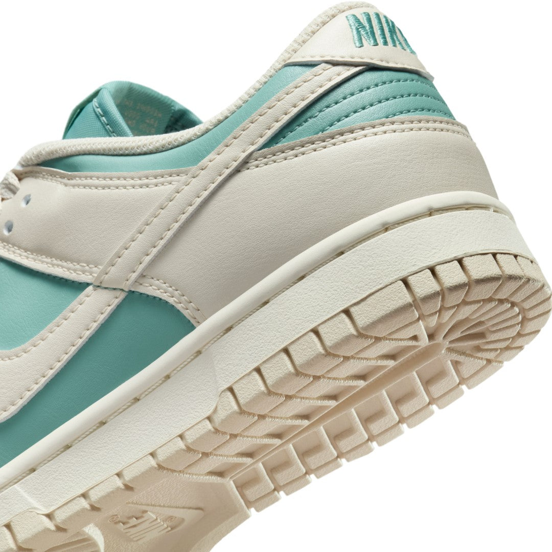 Dunk Low Next Nature Shoes