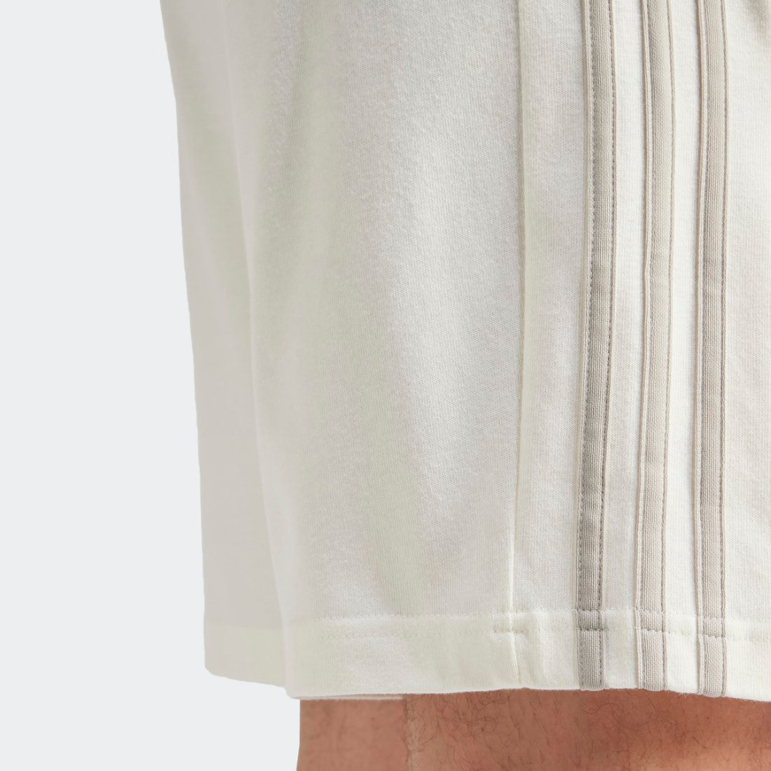 Essentials 3-Stripes Shorts