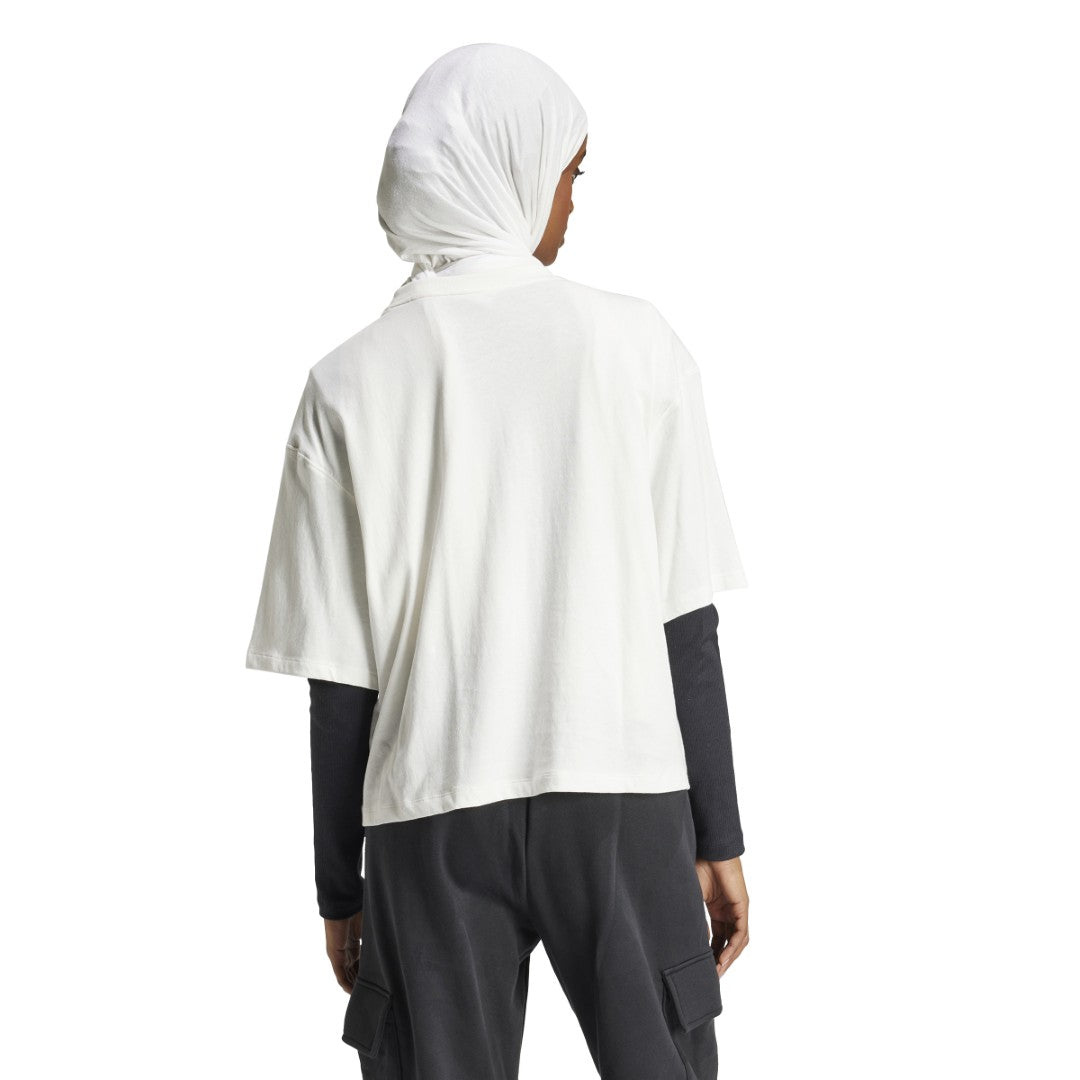 تي شيرت بشعار Adibreak الجرافيكي