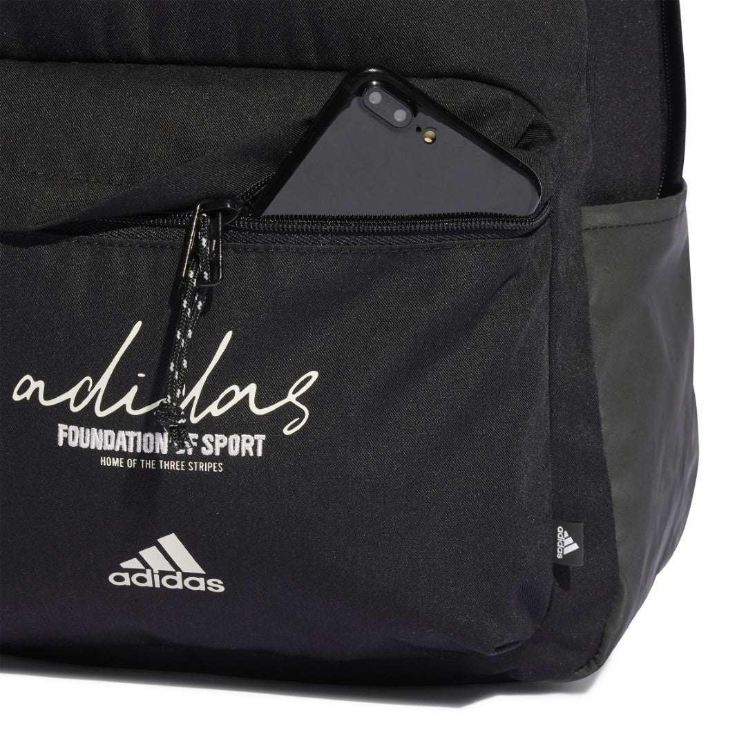 【adidas】BRAND LOVE ALLOVER PRINT CLASSIC バックパック Brand Love Allover Print Classic Backpack