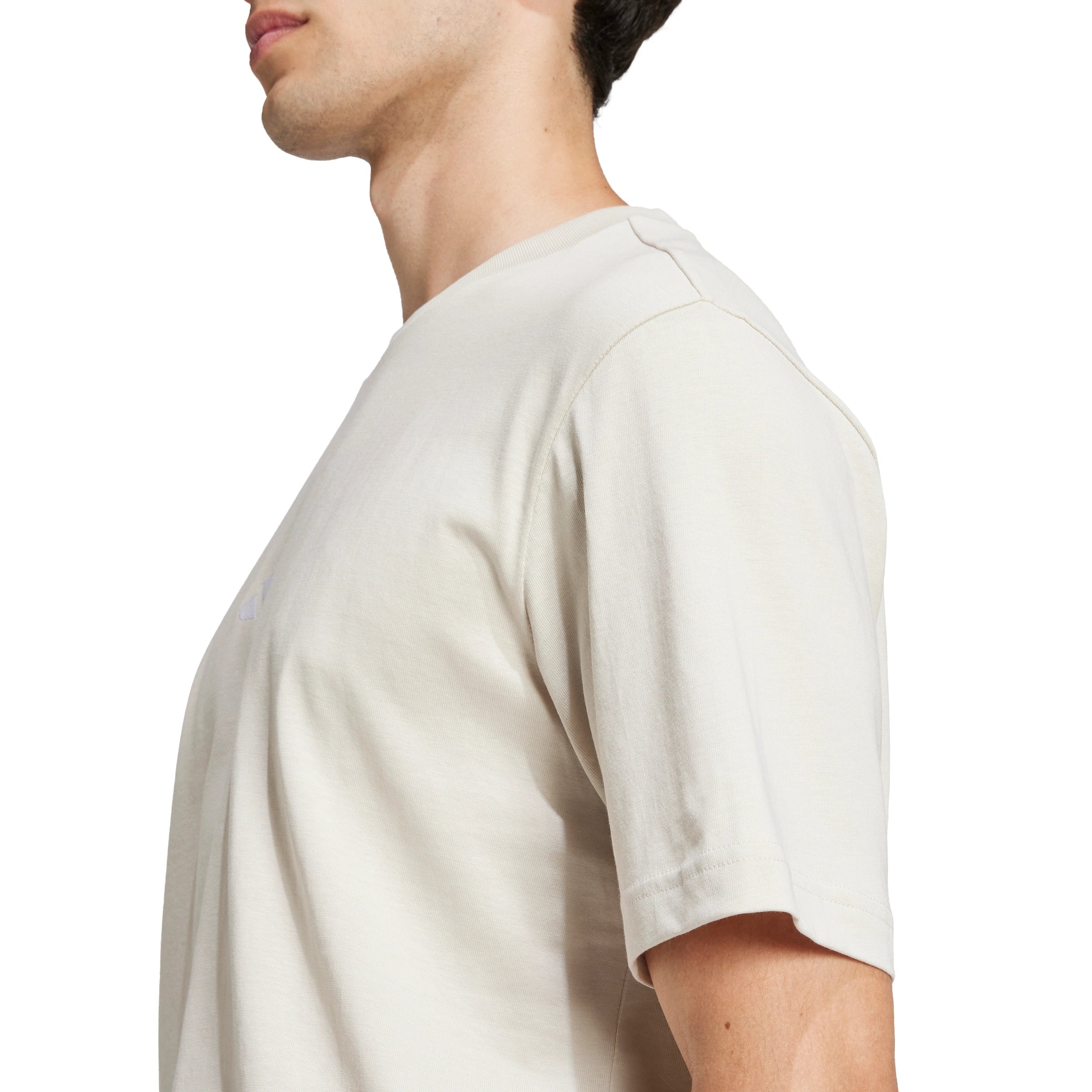 Essentials Small Logo Single Jersey T-shirt