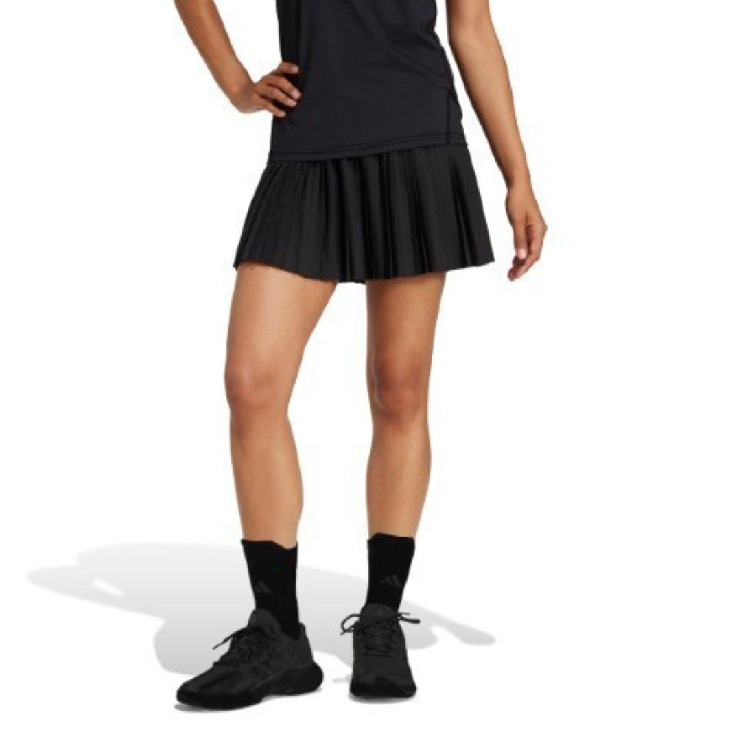Club Pleated Skirt