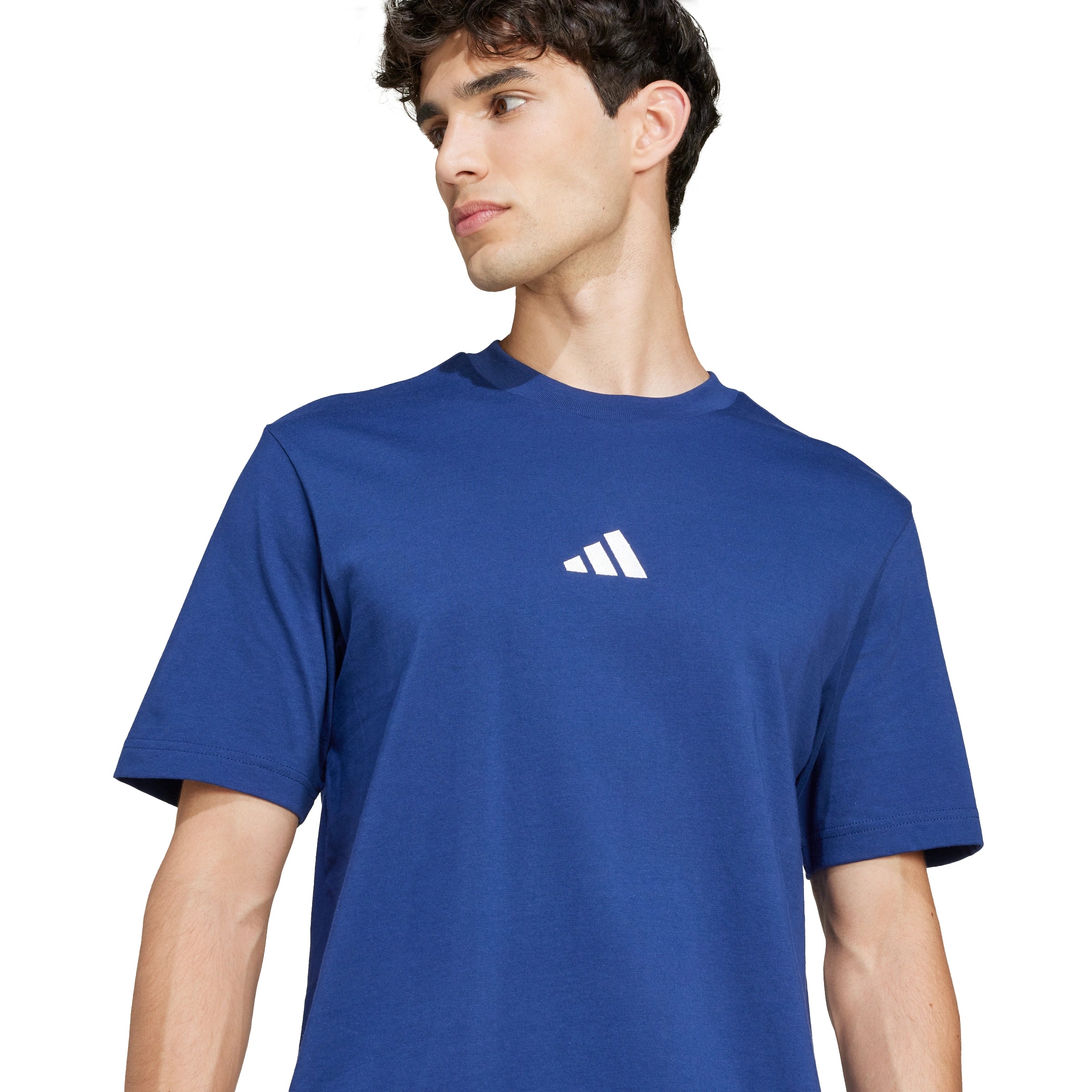 Essentials Small Logo Single Jersey T-Shirt