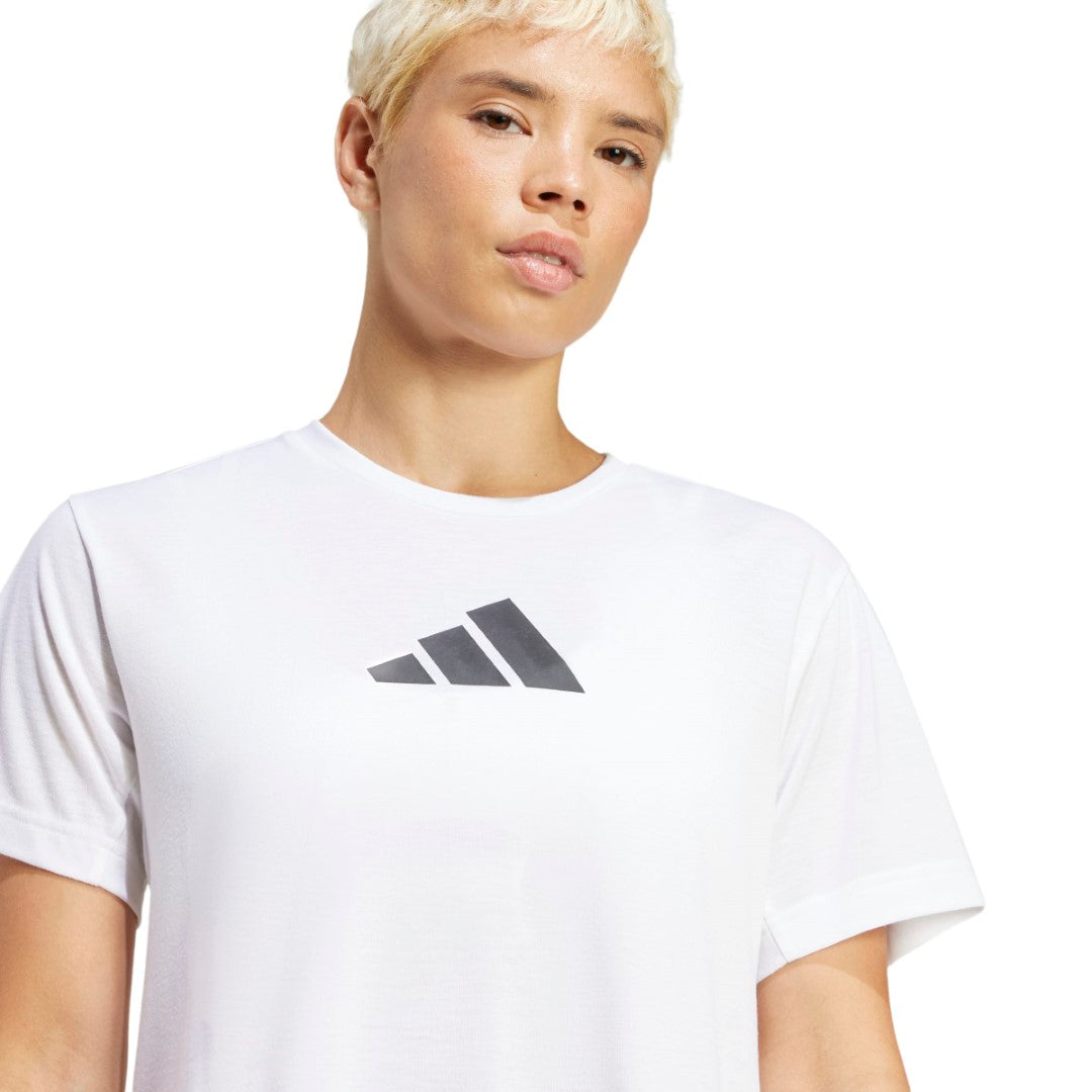 Train Essentials Big Logo Performance Training T-Shirt