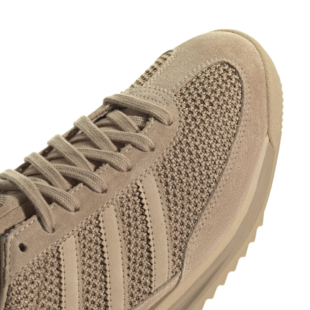 SL 72 RS Lifestyle Shoes Black