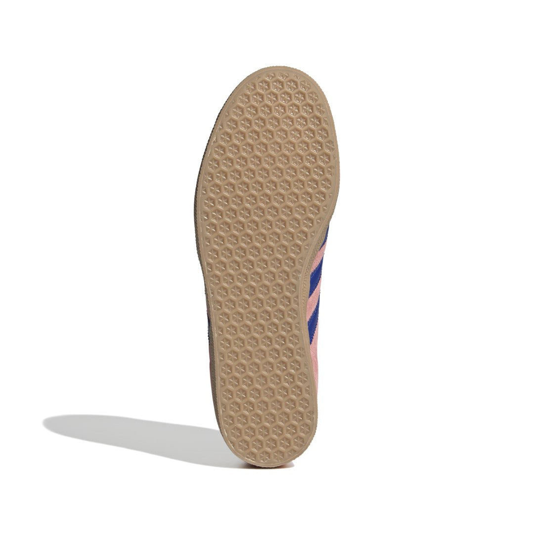 أحذية غزال لايف ستايل