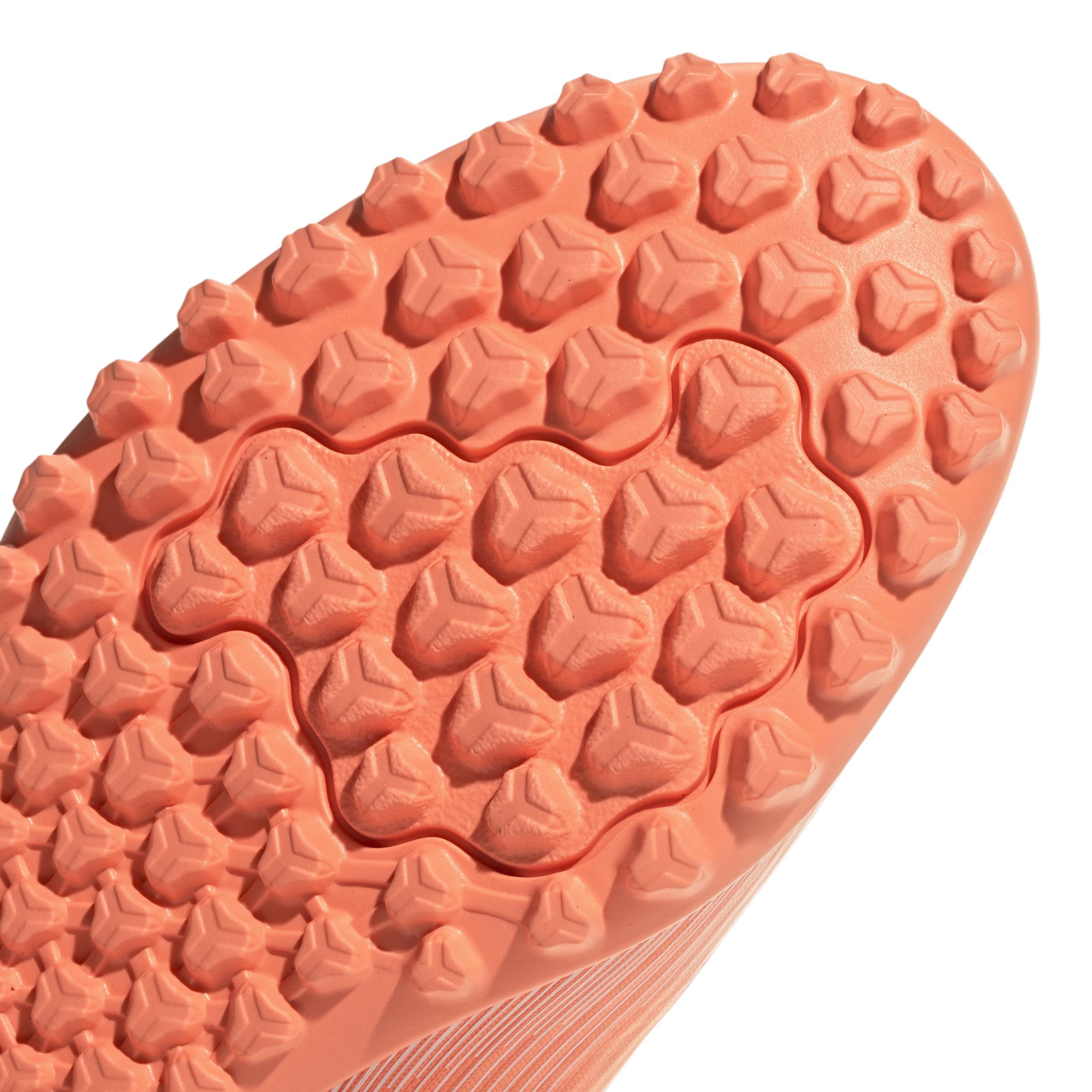 حذاء كرة قدم F50 كلوب 