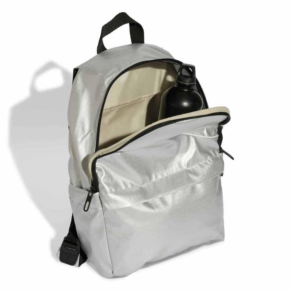 شنطة ظهر جلوباك  