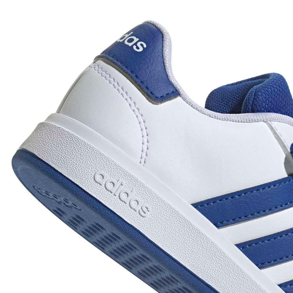 حذاء للاستخدام اليومي  رياضي جراند كورت 2.0